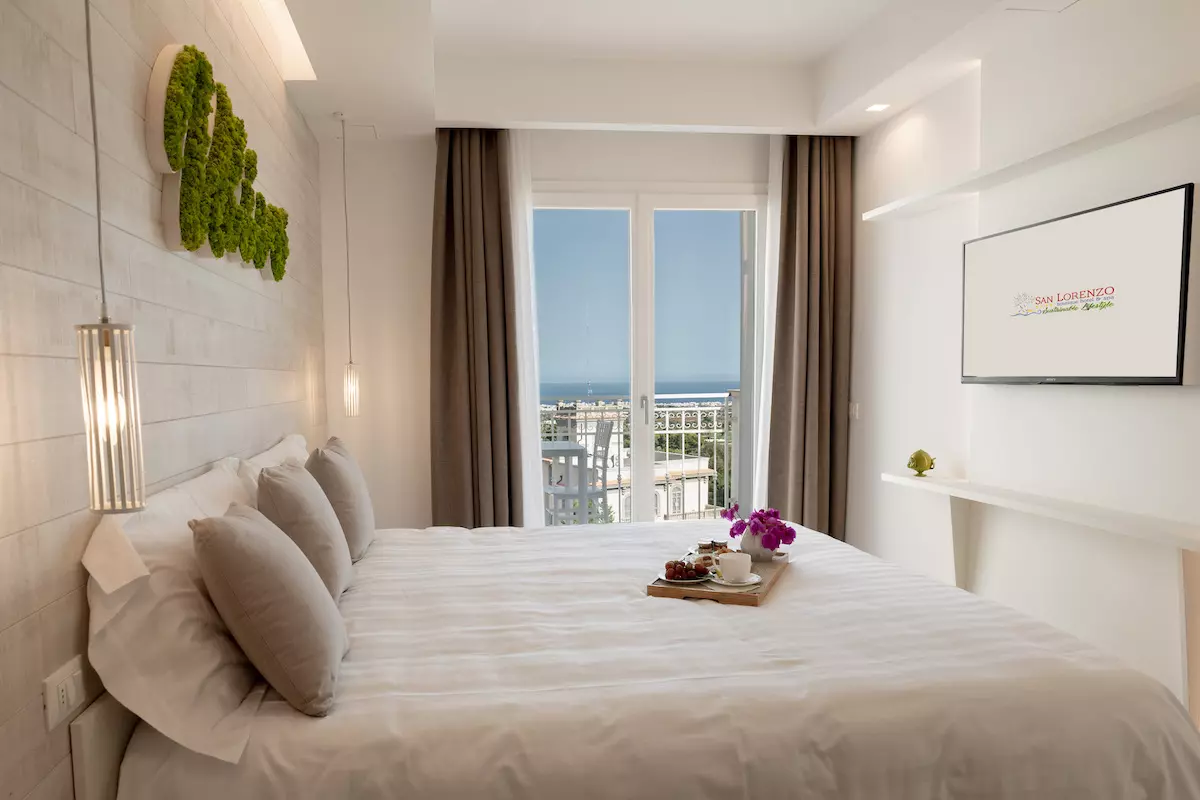 hotel-polignano-a-mare-classic-room-4